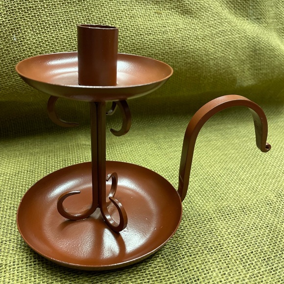 Chamber Candlestick by Colonial Tin Works - Picture 2 of 9